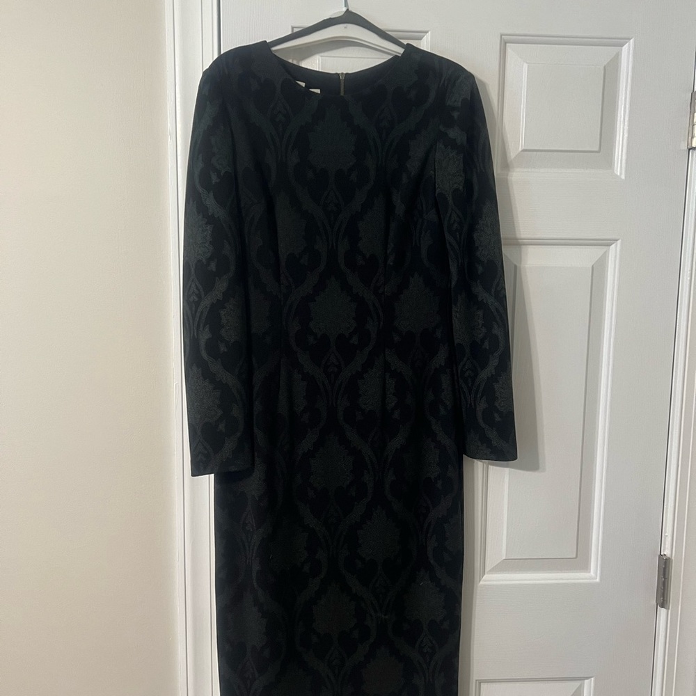 Maggy London Long Sleeve Dress (Size 8)